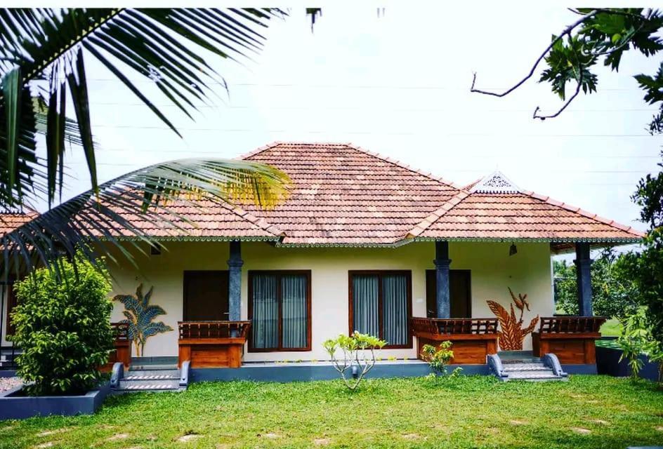 Kottackal Nature Inn Nedumbassery Exterior foto