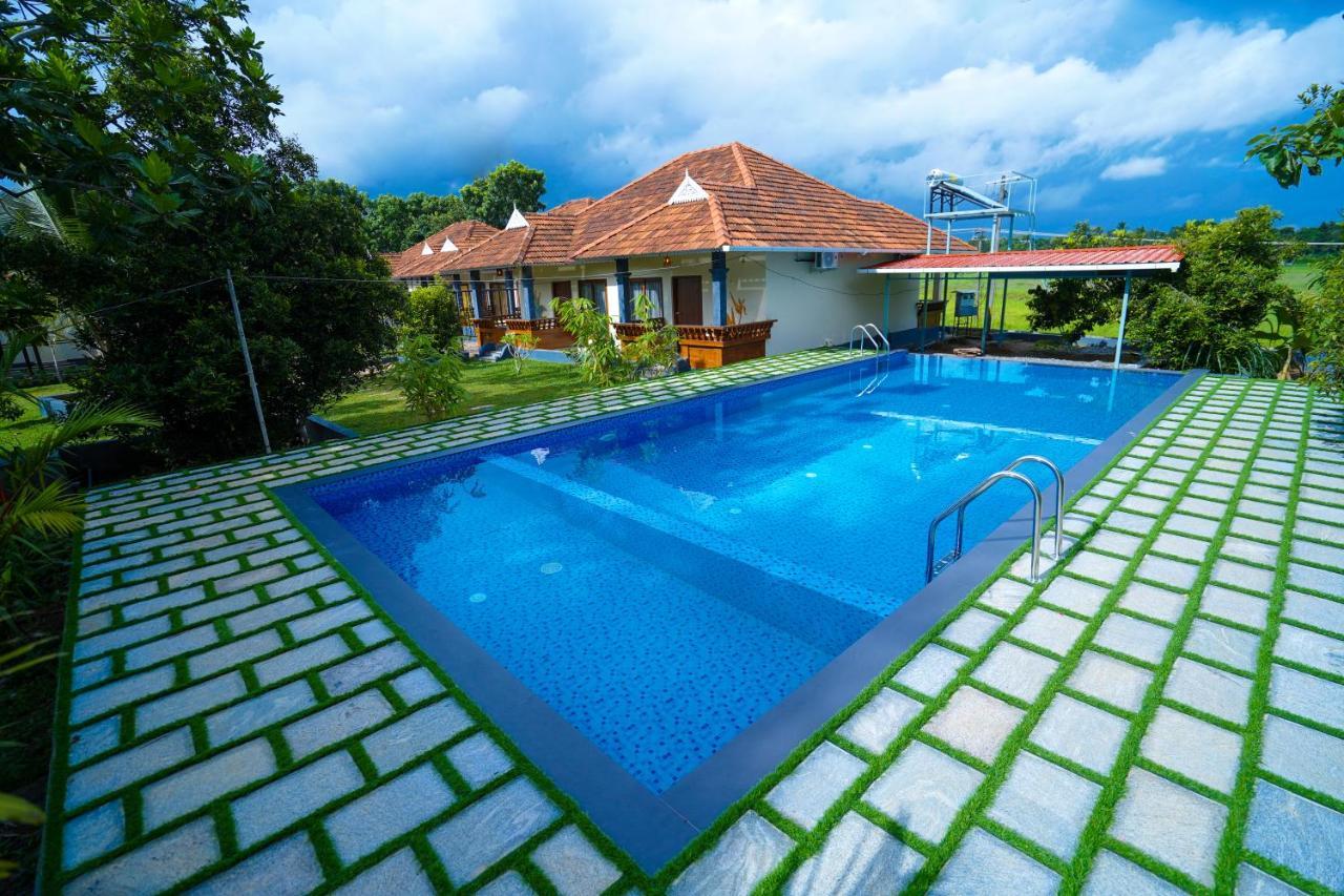 Kottackal Nature Inn Nedumbassery Exterior foto